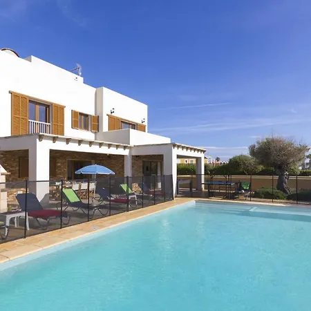 Ibiza 4 Bedroom Villa, Cala'n Blanes *
