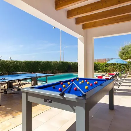 Vila Ibiza 4 Bedroom Villa, Cala'n Blanes Cala'N Blanes (Menorca)