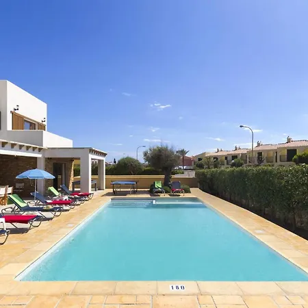 Ibiza 4 Bedroom Villa, Cala'n Blanes Villa Cala'N Blanes (Menorca)