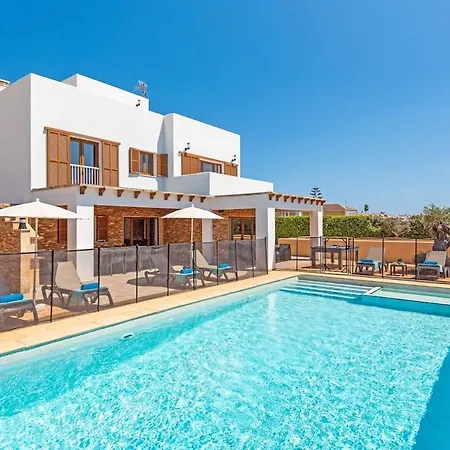 Ibiza 4 Bedroom Villa, Cala'n Blanes Cala'N Blanes (Menorca)