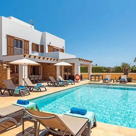 Ibiza 4 Bedroom Villa, Cala'n Blanes 别墅 卡拉恩·布拉内斯