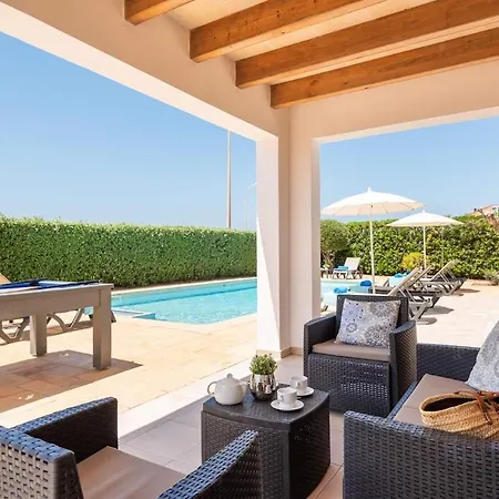 Villa Ibiza 4 Bedroom Villa, Cala'n Blanes Cala'N Blanes (Menorca)