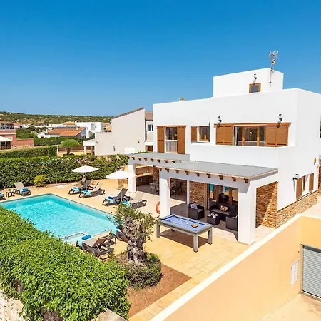 Ibiza 4 Bedroom Villa, Cala'n Blanes