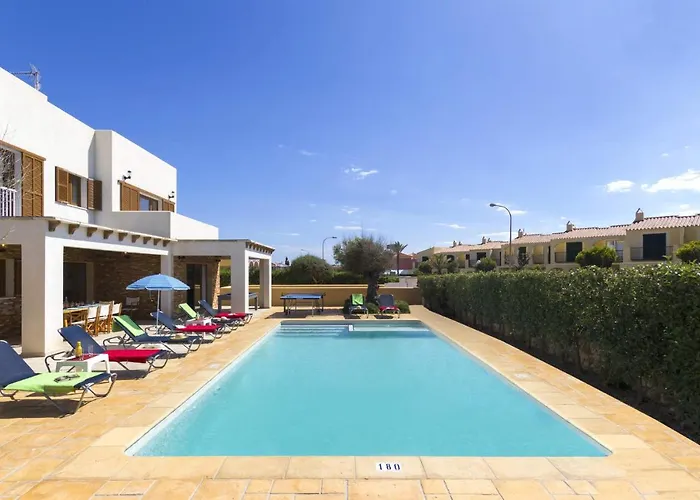 Ibiza 4 Bedroom Villa, Cala'n Blanes וילה קאלה אן בלאנס